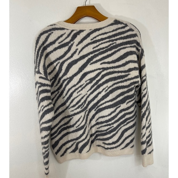 Yes Lola Zebra Print Sweater  Crewneck Size: S - Picture 2 of 7